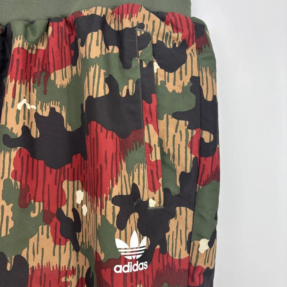 Adidas x Pharrell Williams Men XXL Camo Hu Hiking Windpants Zip Pockets‎ Lined